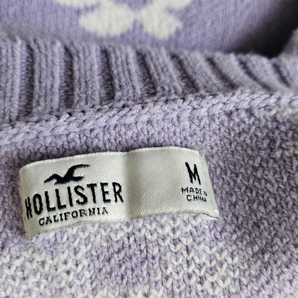 Hollister Lavender Floral Cardigan Sweater, Medium, Cropped Button Front - Picture 4 of 4